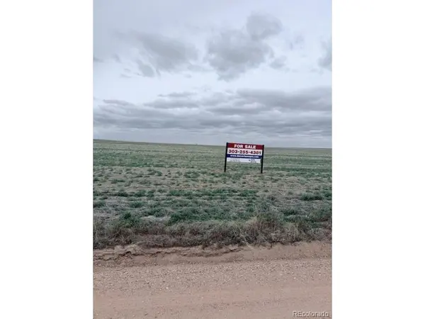 WCR 81 and Co Rd 8, Roggen, CO 80652
