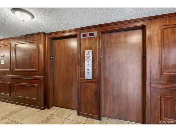 2 Adams #205, Denver, CO 80206