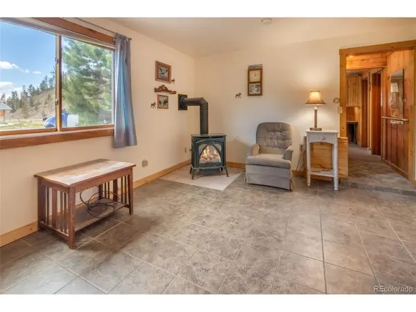 105 Lake Avenue, Grand Lake, CO 80447