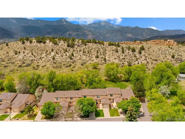 652 Echo, Colorado Springs, CO 80904