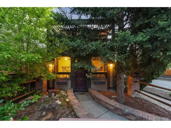 2001 S Marion, Denver, CO 80210