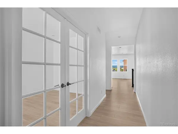 8722 Whiteclover, Littleton, CO 80125