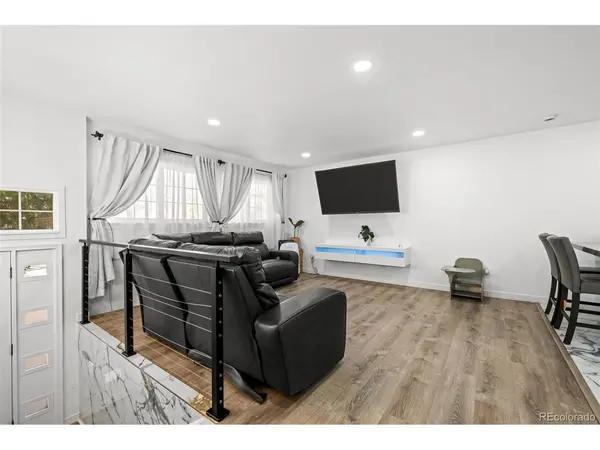 12147 E Hawaii, Aurora, CO 80012