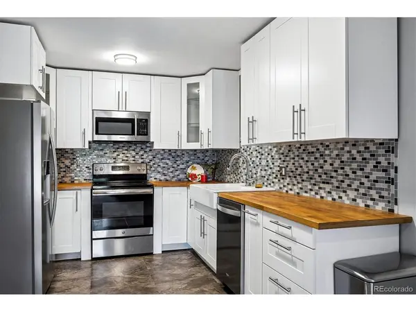 715 S Clinton #2B, Denver, CO 80247