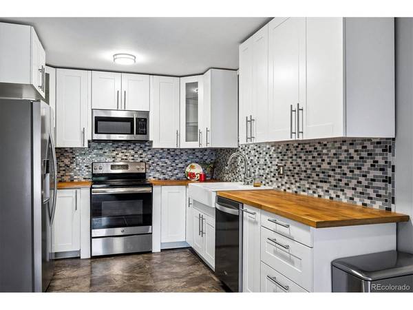 715 S Clinton #2B, Denver, CO 80247