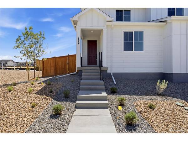 466 N Bently, Watkins, CO 80137
