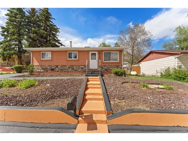 1924 Mccooke, Colorado Springs, CO 80910