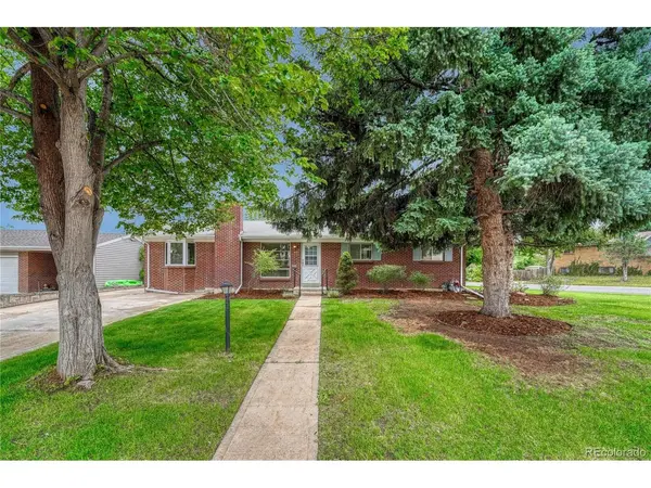 408 Scranton, Aurora, CO 80011