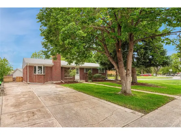 408 Scranton, Aurora, CO 80011