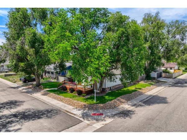 801 S Krameria, Denver, CO 80224