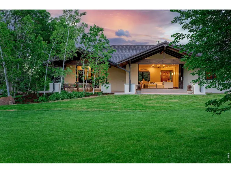 985 Saratoga, Boulder, CO 80303