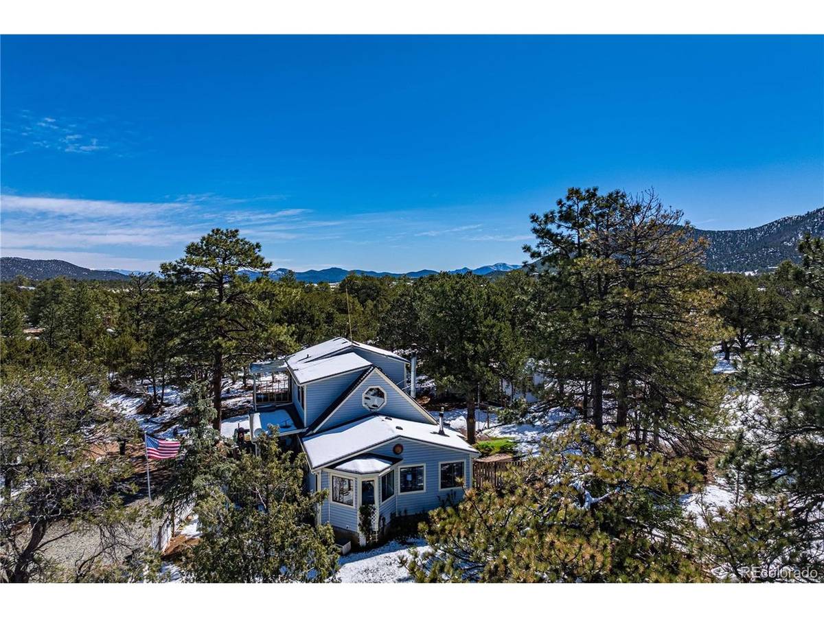 539 12th, Cotopaxi, CO 81223