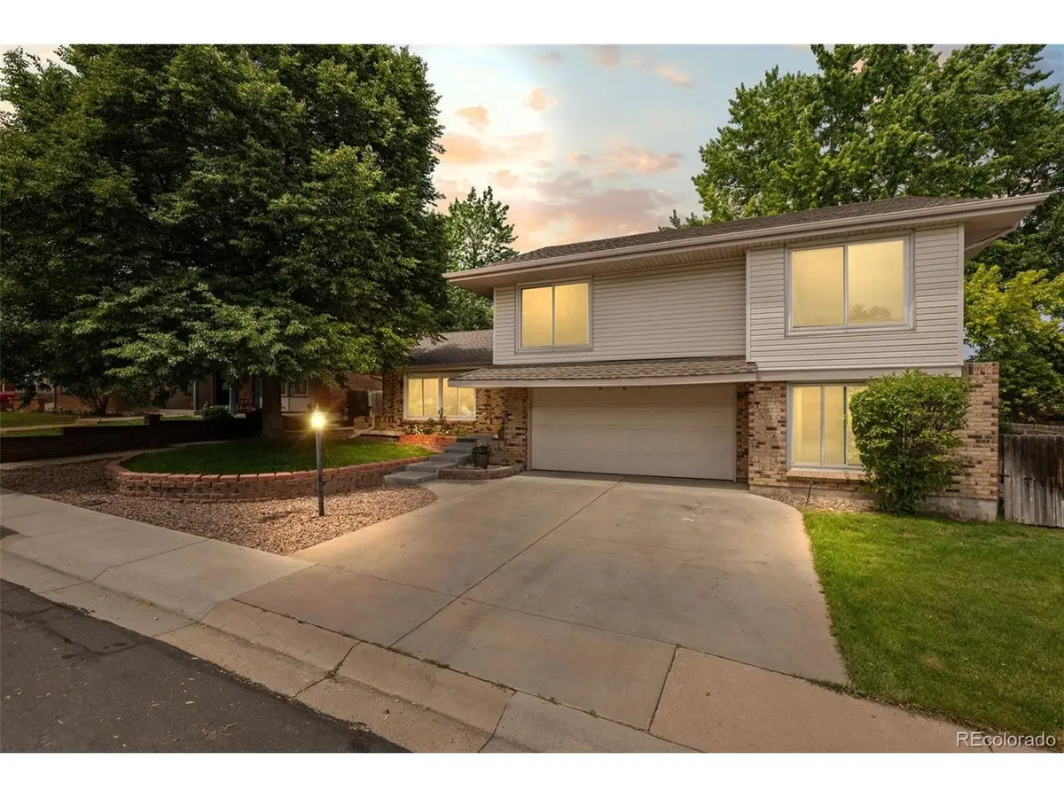 9911 Winona, Westminster, CO 80031