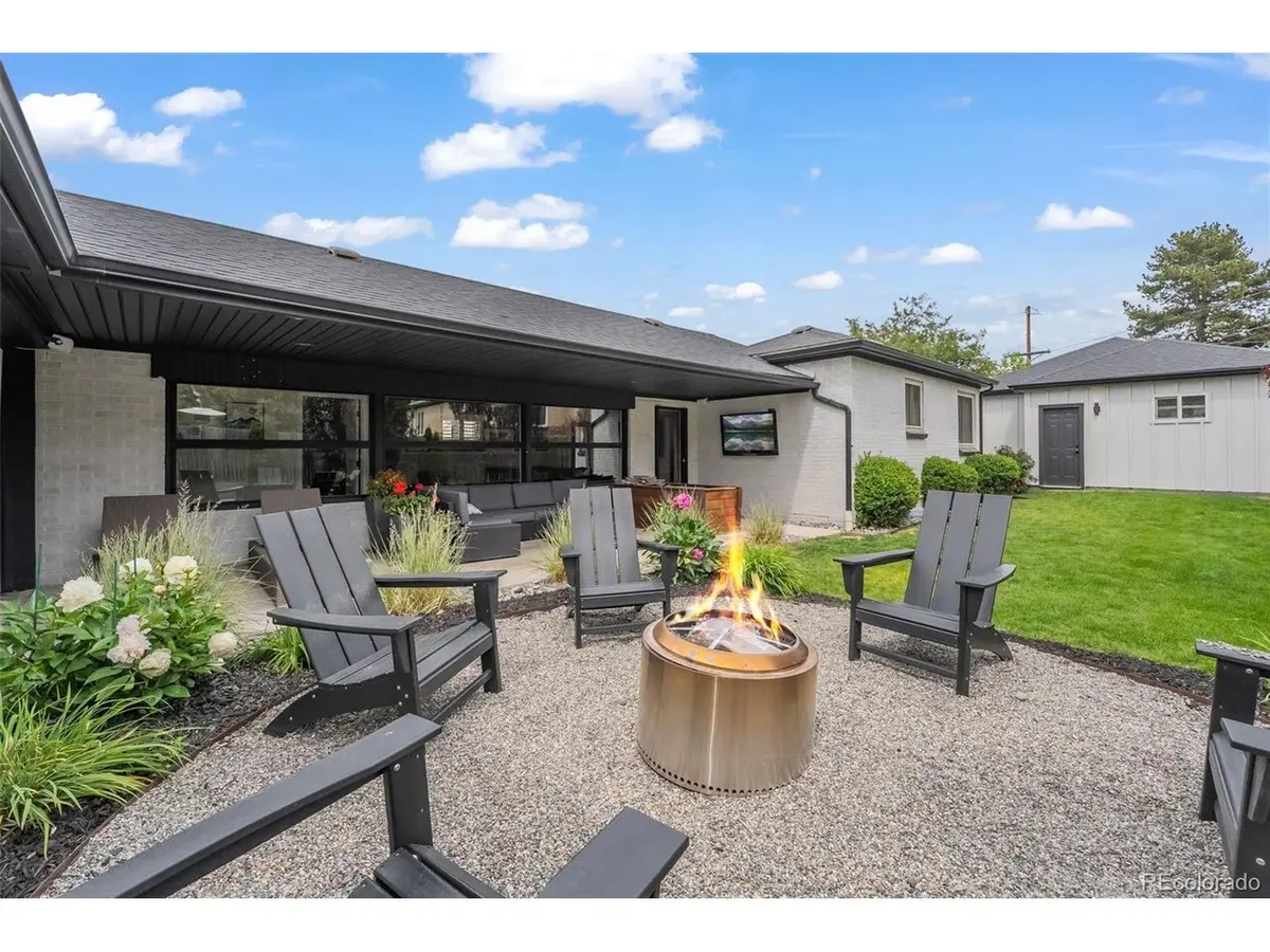 925 Teller, Lakewood, CO 80214
