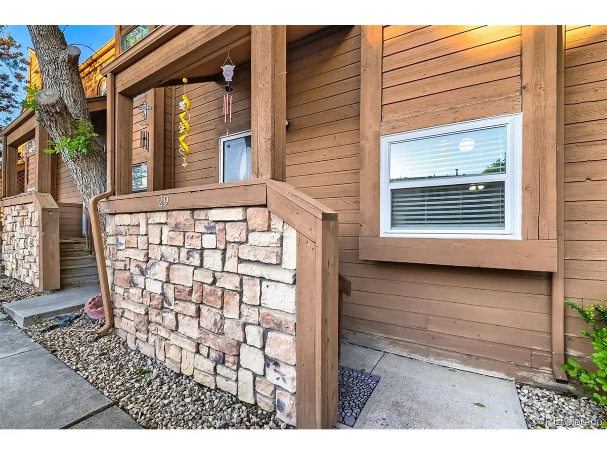 2427 Rainbow #29, Denver, CO 80229