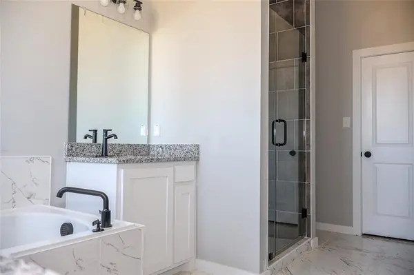 410 Simpson, Southmayd, TX 75092
