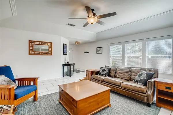 1020 Skylark Hill LN, Pflugerville, TX 78660