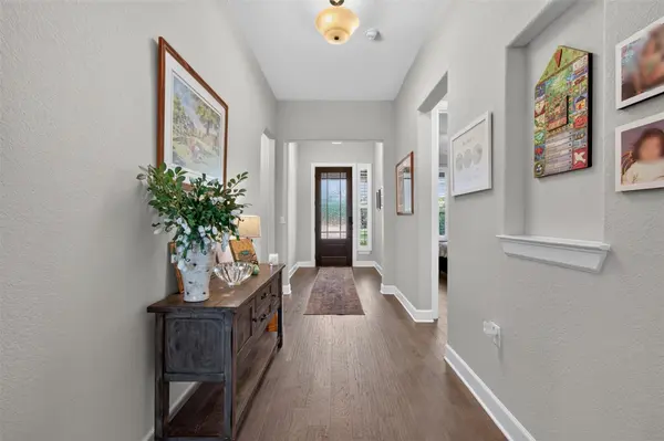 220 Cruising Oak ST, San Marcos, TX 78666