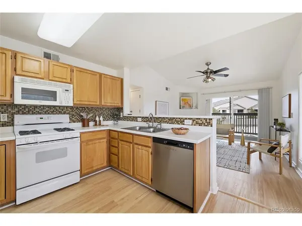 1010 Opal #204, Broomfield, CO 80020