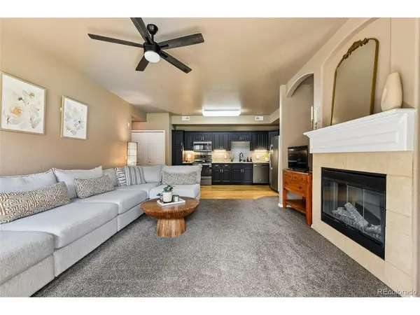 22920 E Roxbury #E, Aurora, CO 80016
