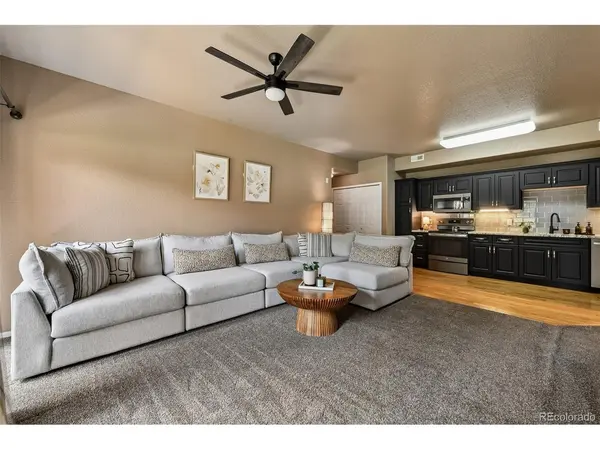 22920 E Roxbury #E, Aurora, CO 80016