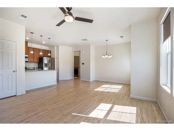 5755 S Buchanan #E, Aurora, CO 80016
