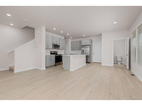772 N Bently, Watkins, CO 80137