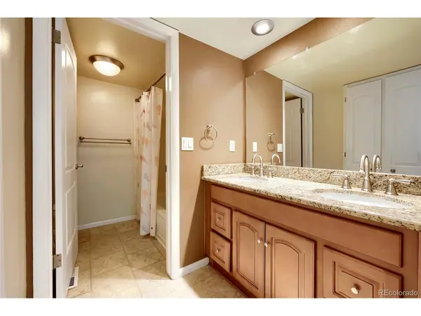 701 N Harlan #E27, Lakewood, CO 80214