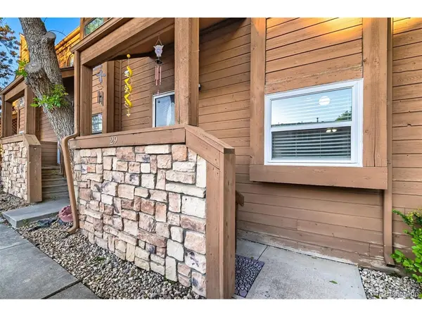 2427 Rainbow #29, Denver, CO 80229