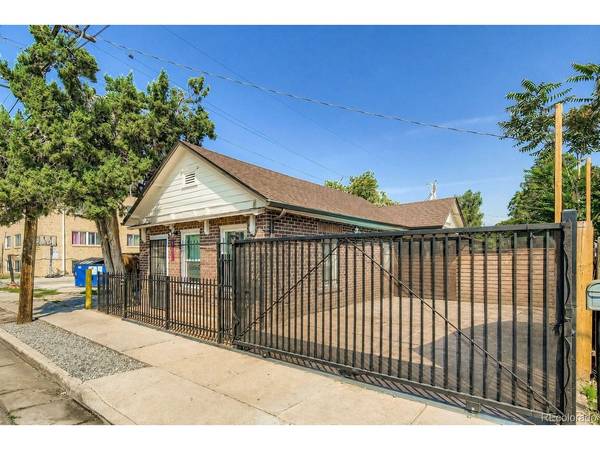 9541 E 16th, Aurora, CO 80010