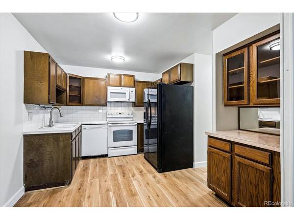 610 S Alton #11A, Denver, CO 80247