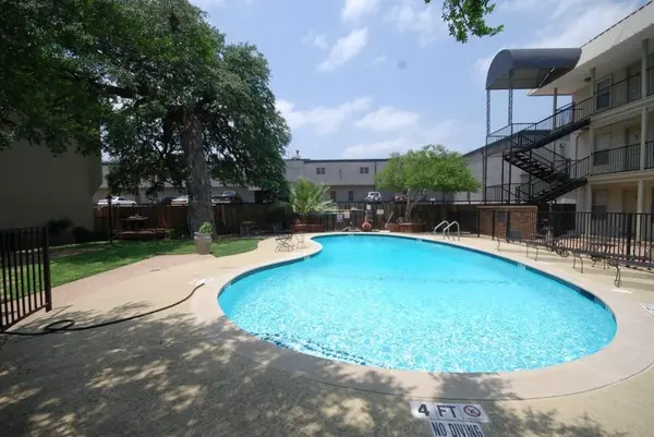 910 Duncan LN #11, Austin, TX 78705