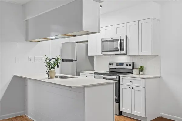 3704 Speedway #102, Austin, TX 78705