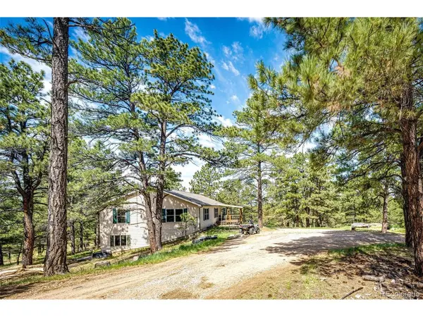 40400 Moon Stone, Deer Trail, CO 80105