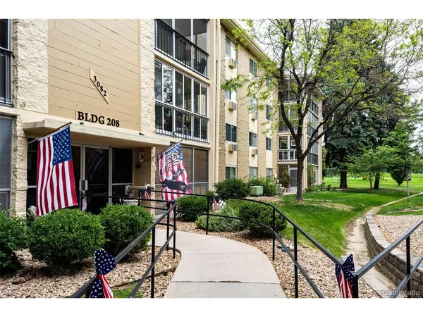3082 S Wheeling #105, Aurora, CO 80014