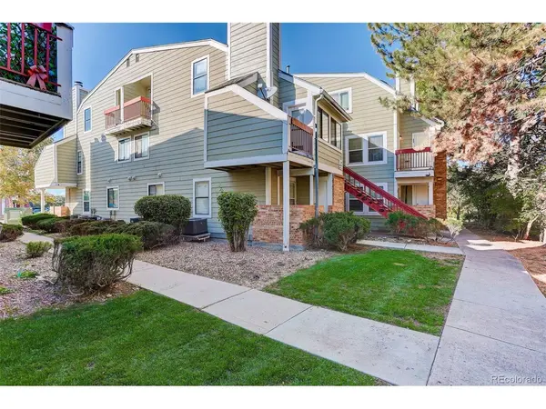 962 S Dearborn #12, Aurora, CO 80012