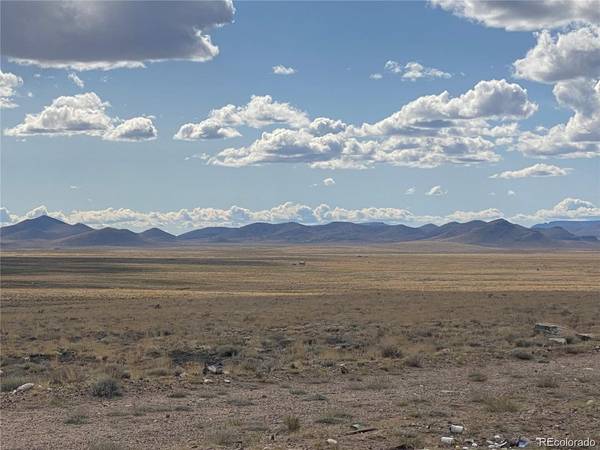 14 13th St., Blanca, CO 81123