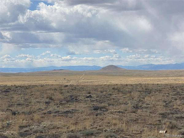14 13th St., Blanca, CO 81123