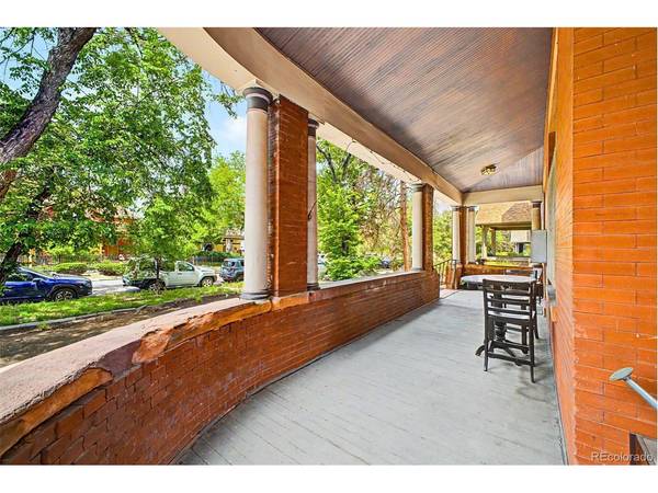 1136 Logan #8, Denver, CO 80203