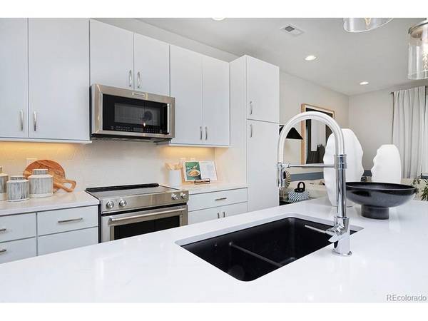 3261 W. Frances Walsh Place, Denver, CO 80236