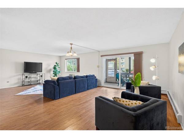 695 S Alton #9A, Denver, CO 80247