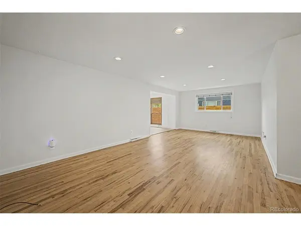 520 Iola, Aurora, CO 80010