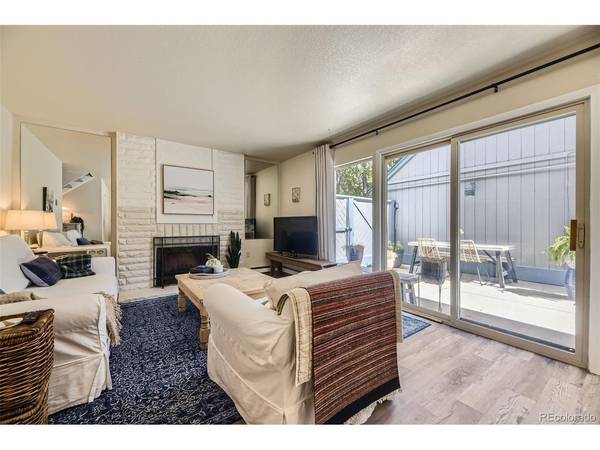 2437 S Victor #A, Aurora, CO 80014