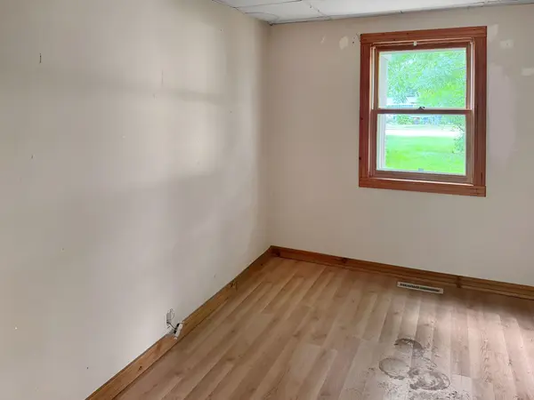 635 ELM ST, Omro, WI 54963