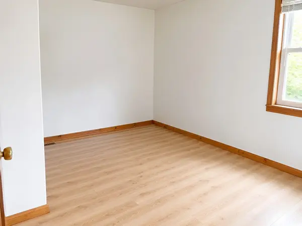 635 ELM ST, Omro, WI 54963