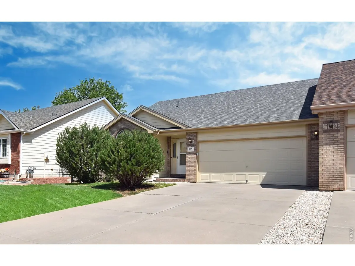 907 N 4th, Johnstown, CO 80534