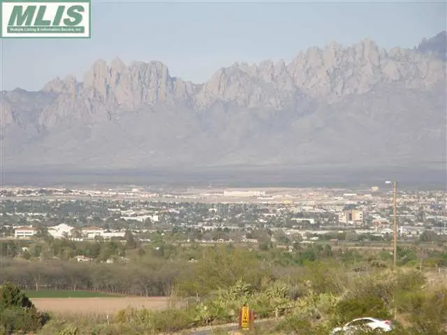 755 Lonesome RD, Las Cruces, NM 88005