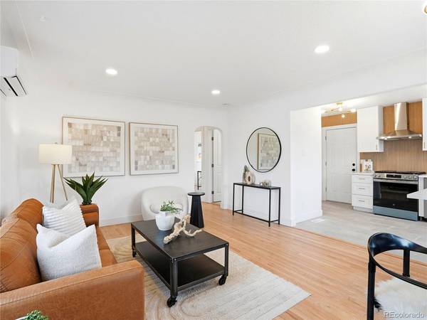 3259 Pontiac, Denver, CO 80207