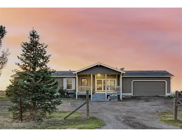 58117 E 42nd, Strasburg, CO 80136