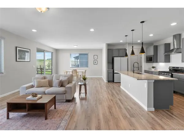 931 W Hopkins, Elizabeth, CO 80107